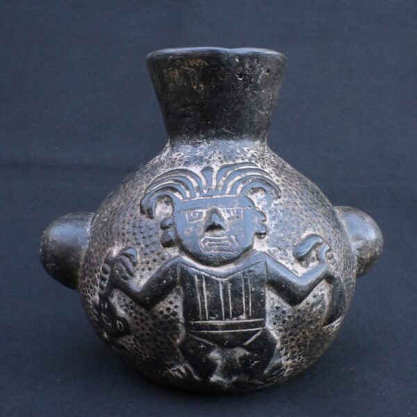 🏷️Moche Black Ceramic Ritual Vessel with Dual Faces and Human Figures - Imagen 5