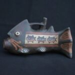 🐟 Nasca Ceramic Bottle with Fish Motif and Ritual Design