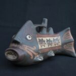 🐟 Nasca Ceramic Bottle with Fish Motif and Ritual Design - Imagen 8