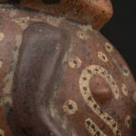 🌀 Nasca Ceramic Anthropomorphic Bottle with Serpents - Imagen 10