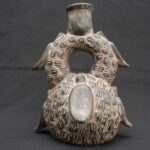 ⚫ Pre-Columbian Chavín Bottle with a Mythical Bird in Black Pottery