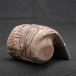 🎶 Chavín Stone Pututu with Ceremonial Feline Engravings - Imagen 6