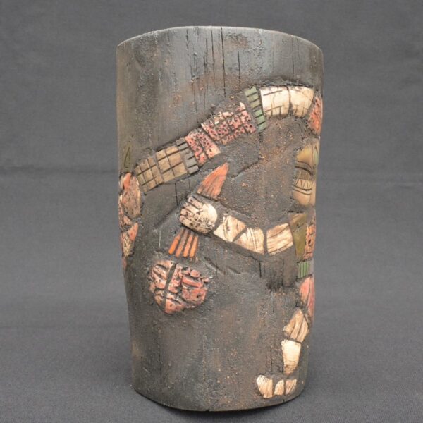 🛡️ Moche Ceremonial Vase with Stone and Shell Inlays - Imagen 7