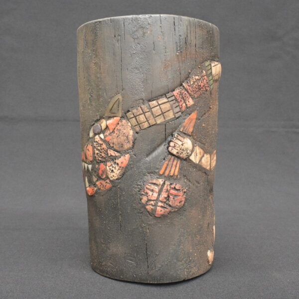 🛡️ Moche Ceremonial Vase with Stone and Shell Inlays - Imagen 13