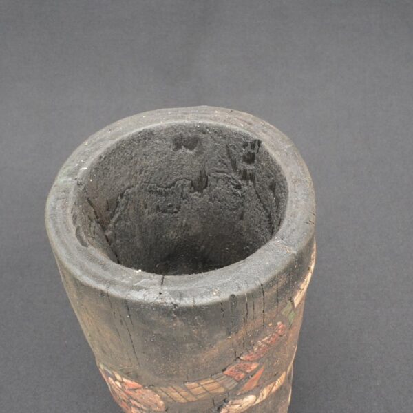 🛡️ Moche Ceremonial Vase with Stone and Shell Inlays - Imagen 14