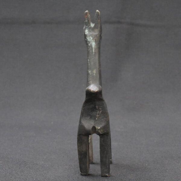 🦙 Inca Metal Llama Figurine with Ancestral Patina - Imagen 3