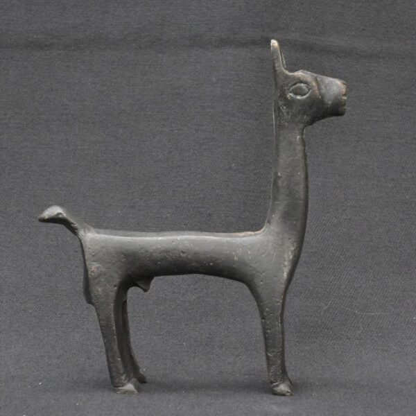 🦙 Inca Metal Llama Figurine with Ancestral Patina - Imagen 4