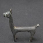 🦙 Inca Metal Llama Figurine with Ancestral Patina - Imagen 6