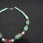 Pre-Columbian Chavín Turquoise and Sodalite Necklace - Imagen 11