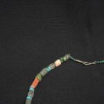 🌈 Pre-Columbian Chavín Necklace of Multicolored Stones - Imagen 2
