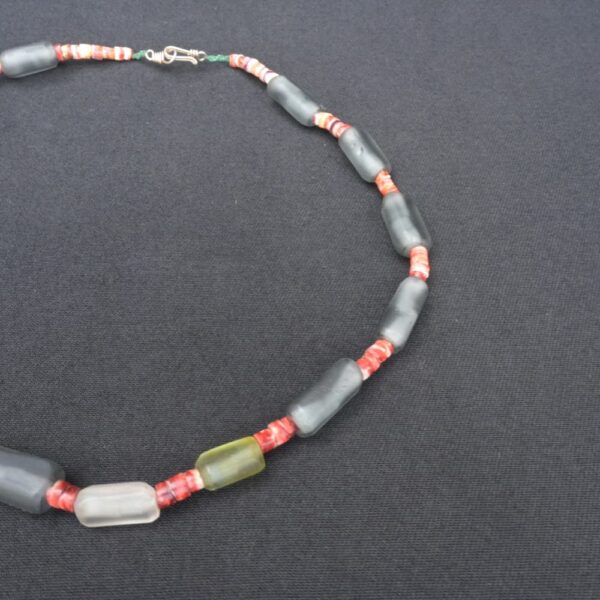 🌟Chavín Necklace of Colored Stones - Imagen 9