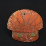 🌞 Chavín Face in Spondylus Shell with Headdress - Imagen 4