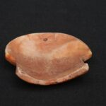 🌞 Chavín Face in Spondylus Shell with Headdress - Imagen 9