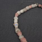 🪨 Chavín Necklace in Multicolored Stone with Ancestral Patina - Imagen 3
