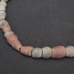 🪨 Chavín Necklace in Multicolored Stone with Ancestral Patina - Imagen 4