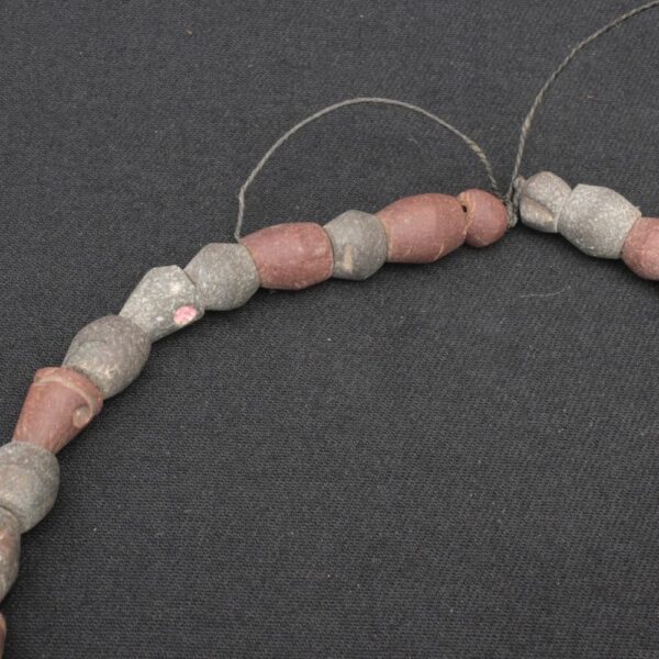 🪨 Chavín Necklace in Multicolored Stone with Ancestral Patina - Imagen 8