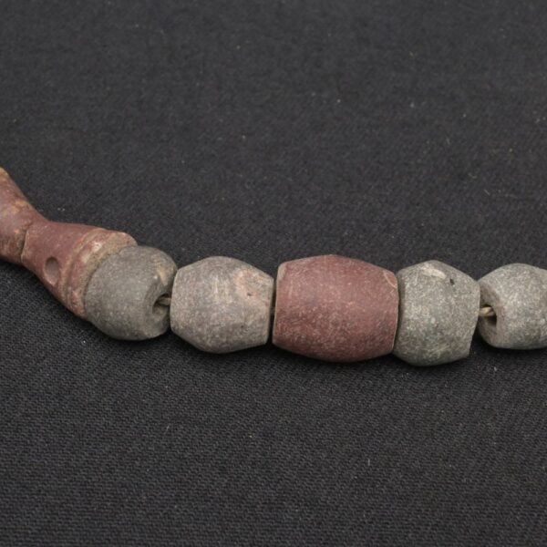 🪨 Chavín Necklace in Multicolored Stone with Ancestral Patina - Imagen 12