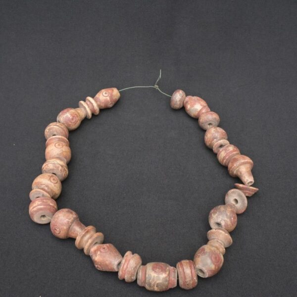 🔴 Chavín Stone Necklace with Ritualistic Beads - Imagen 1