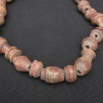 🔴 Chavín Stone Necklace with Ritualistic Beads - Imagen 4