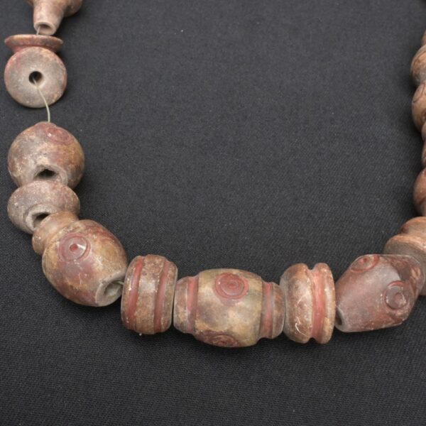 🔴 Chavín Stone Necklace with Ritualistic Beads - Imagen 9