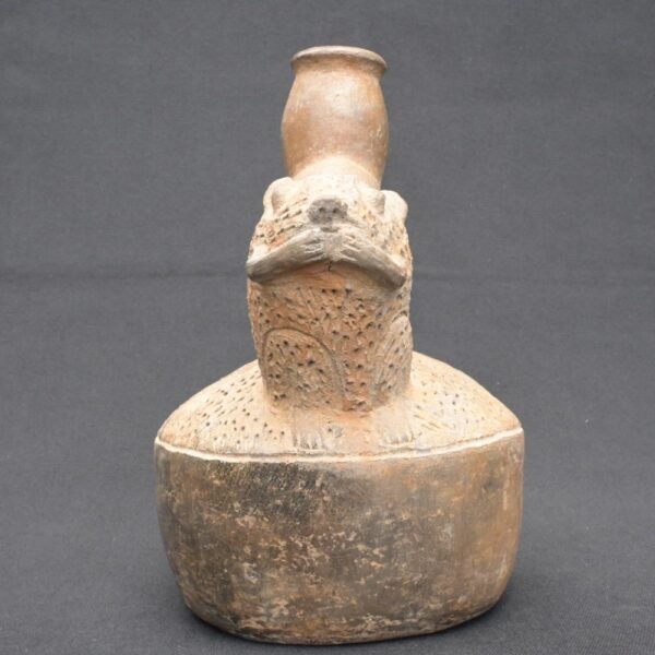 🗿 Chavín Ceramic Ritual Bottle with Two Heads - Imagen 3