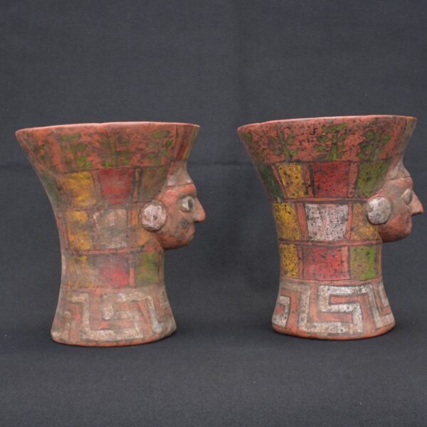 🏺 Tiahuanaco Ceramic Ritual Vessel with Polychrome Human Face - Imagen 4