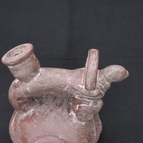 🏺 Chavín Ceramic Ritual Bottle with Human Head, Bird, and Circular Motifs - Imagen 8