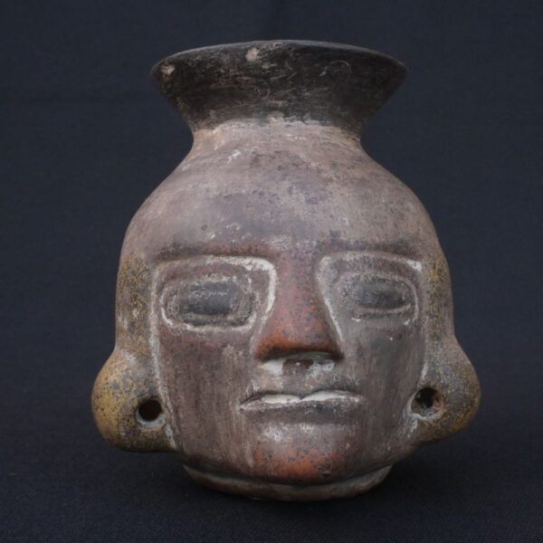 🧠 Tiahuanaco Culture Ceramic Ceremonial vessel in the shape of a human head - Imagen 2