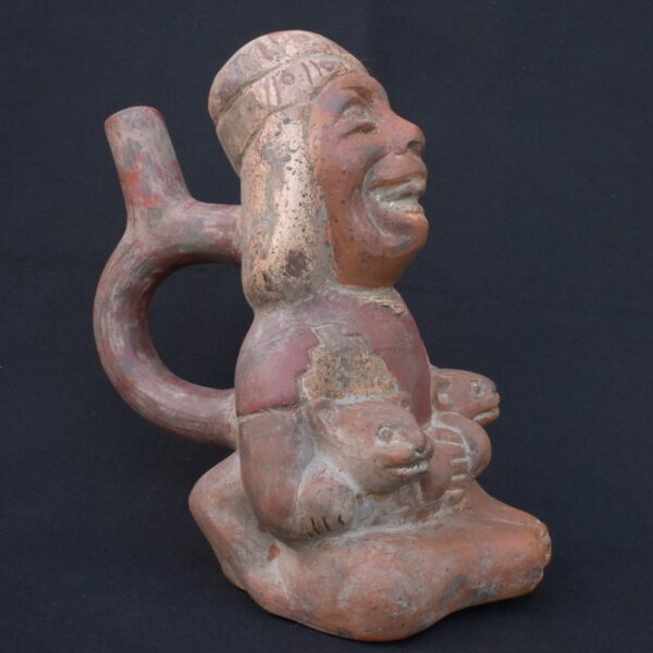 😄 Moche Culture Ceramic Sculptural Bottle of a Man with Animals - Imagen 1