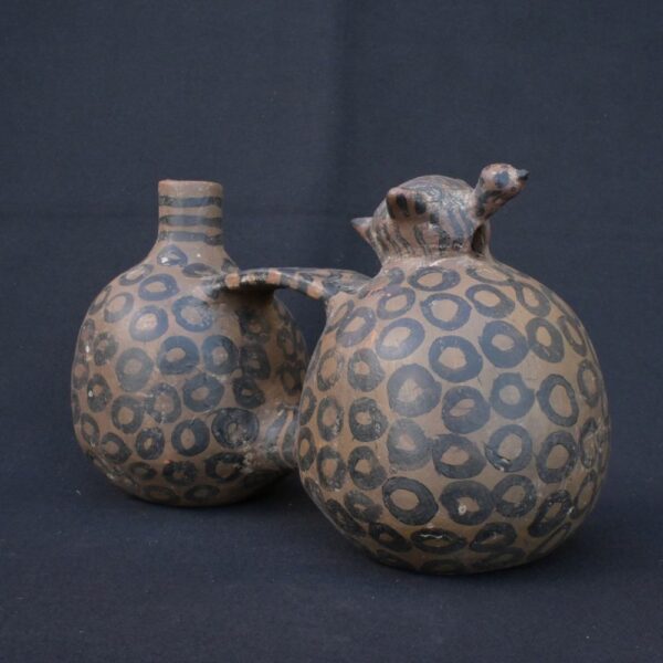 🎶 Birú Culture Ceramic Wind Whistle with Bird and Geometric Motifs - Imagen 2