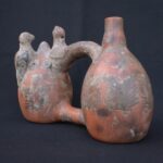 🎶 Moche Culture Ceramic Water Whistle with Birds and Ritual Motifs - Imagen 6
