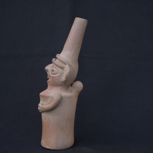 🎶 Inca Culture Ceramic Wind Whistle with a Human Figure and Ritual Headdress - Imagen 2