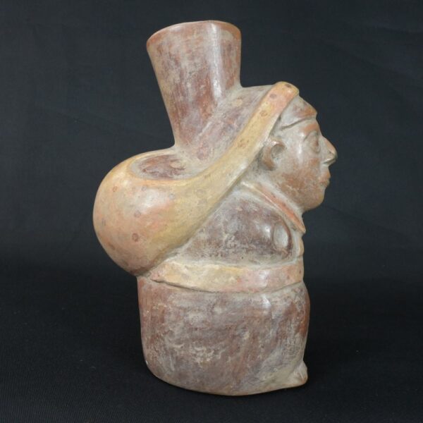 Pre-Columbian Moche Ceramic Ritual Bottle - Image 5