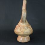 Pre-Columbian Moche Ceramic Ritual Bottle with Lizard Motifs - Image 7