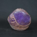 Pre-Columbian Moche Amethyst Double Skull Artifact - Image 4