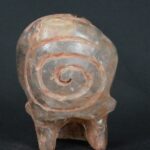 Pre-Columbian Moche Quartz Skull Sculpture - Imagen 3