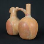 Pre-Columbian Moche Bird Whistling Vessel Artifact - Imagen 2