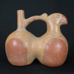 Pre-Columbian Moche Bird Whistling Vessel Artifact - Imagen 5