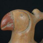 Pre-Columbian Moche Bird Whistling Vessel Artifact - Imagen 11