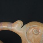 Pre-Columbian Moche Bird Whistling Vessel Artifact - Imagen 15