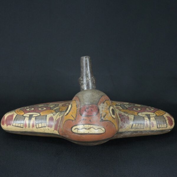 Pre-Columbian Nazca Manta Ray Ceramic Bottle - Image 7