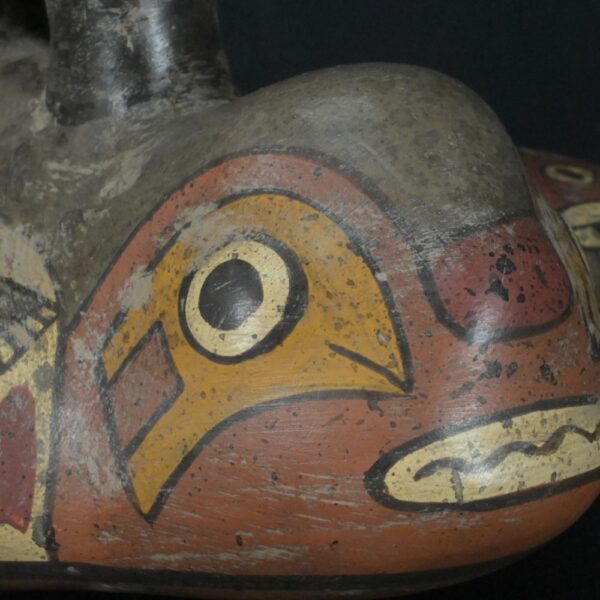 Pre-Columbian Nazca Manta Ray Ceramic Bottle - Image 13