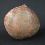 Pre-Columbian Nazca Ceremonial Vessel with Face Motif - Imagen 6