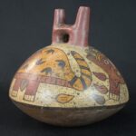 Pre-Columbian Nazca Ceramic Ritual Bottle with Insect Motifs - Imagen 2
