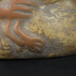 Pre-Columbian Moche Ceremonial Vessel with Bird Motif - Imagen 12