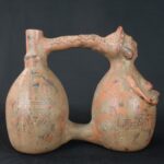 Pre-Columbian Inca Ceramic Whistle with Ritual Motifs - Imagen 6