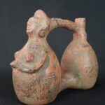 Pre-Columbian Inca Ceramic Whistle with Ritual Motifs - Imagen 9