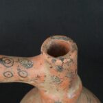Pre-Columbian Inca Ceramic Whistle with Ritual Motifs - Imagen 17