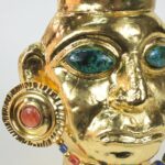 Luxurious Gold-Plated Vase with Precious Gem Inlays - Imagen 11