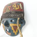 Handcrafted Paracas Ceramic Mask - Unique Art Decor - Imagen 3